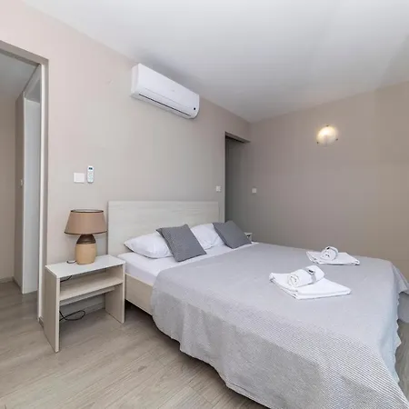 Apartmanhotel Isola Bella Pag Povljana