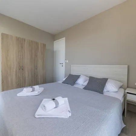 Isola Bella Pag Apartmanhotel