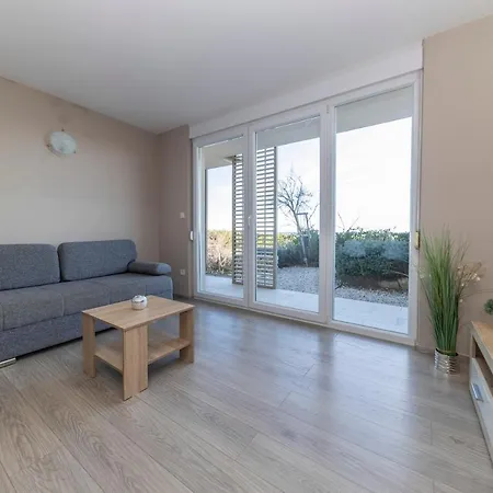 Isola Bella Pag Aparthotel *